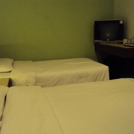 Golden Bay Hotel Malacca Quarto foto