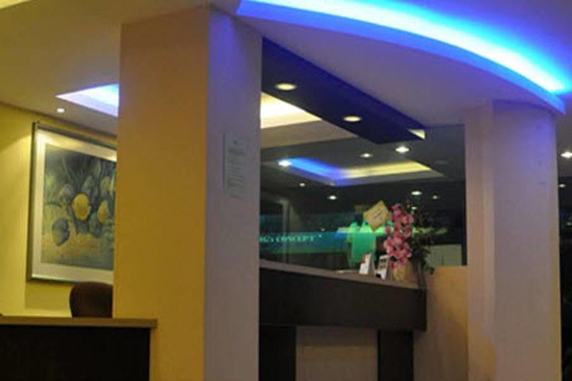 Golden Bay Hotel Malacca Exterior foto