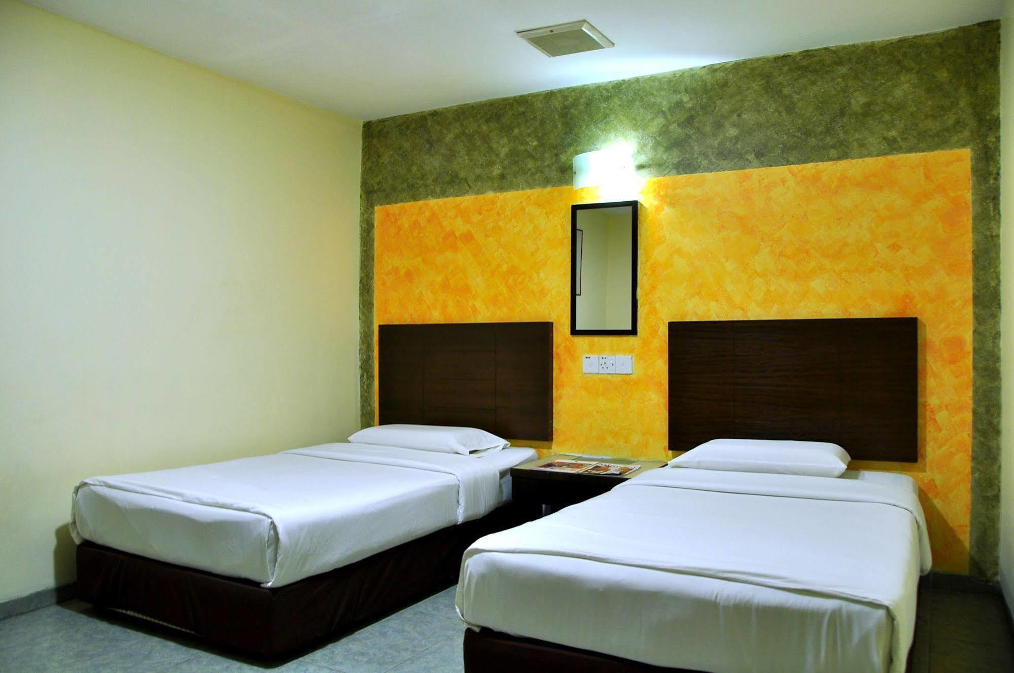 Golden Bay Hotel Malacca Exterior foto